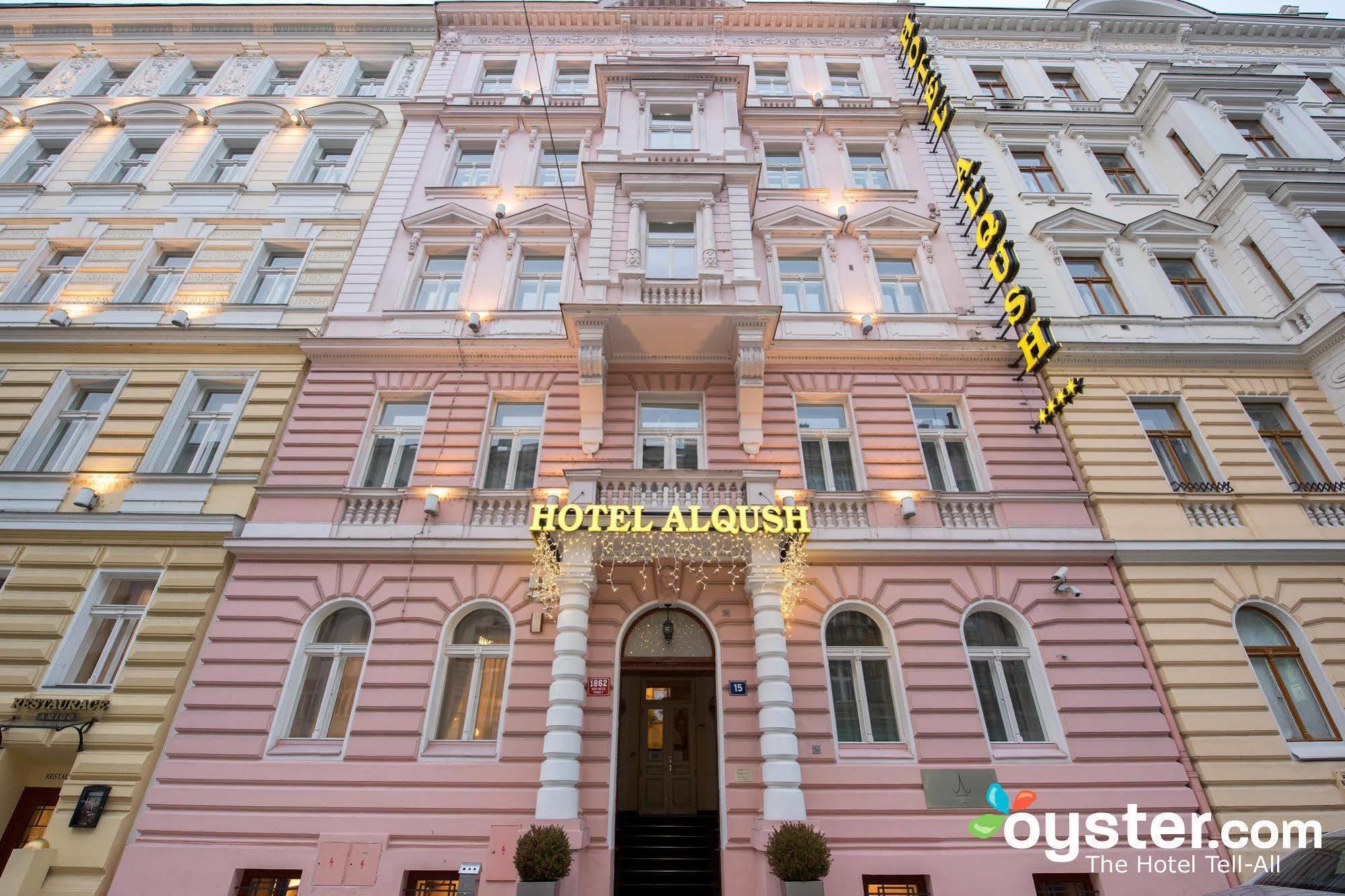 Alqush Downtown Hotel Прага Екстер'єр фото